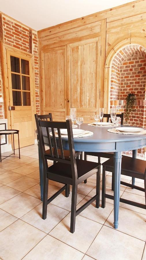 Le 2 Pieces Avec Parking Prive Appartement Honfleur Buitenkant foto